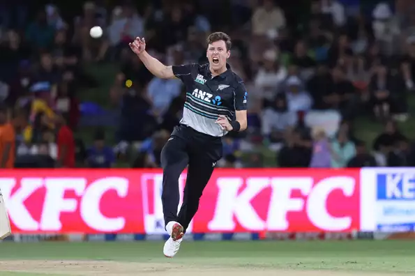 🏏 Matt Henry: न्यूजीलैंड के भरोसेमंद गेंदबाज़ की कहानी